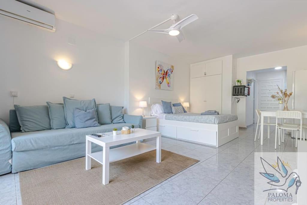 Wonderful Suite In Benal Beach Benalmadena Exterior photo