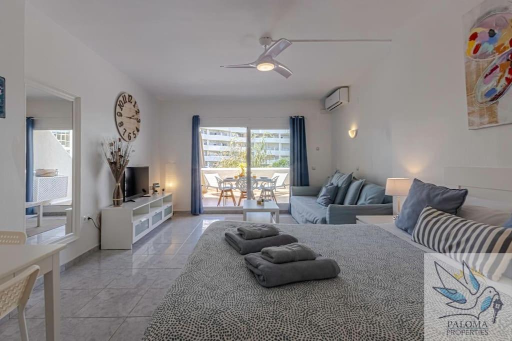 Wonderful Suite In Benal Beach Benalmadena Exterior photo